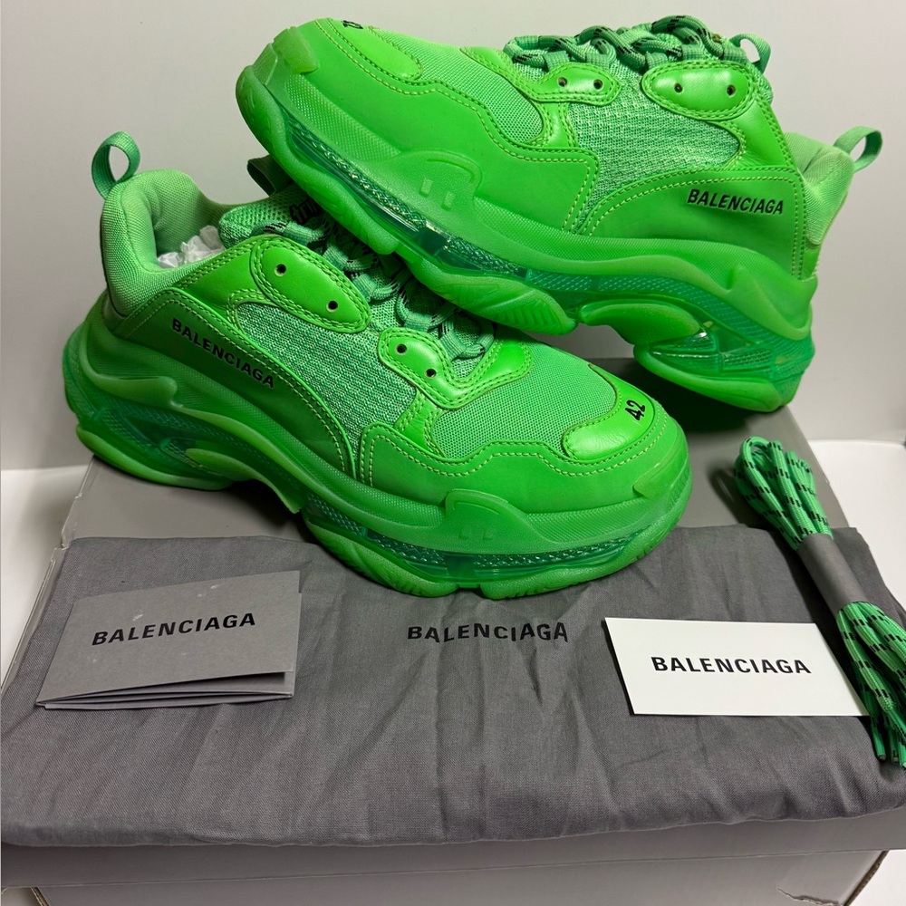 BALENCIAGA TRIPLE S GREEN NEON TRAINERS SZ 42
